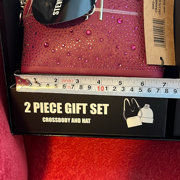 STEVE MADDEN - Picture 8 of 12